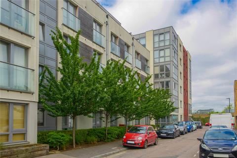 70 Garden Road, Richmond, TW9 4NR