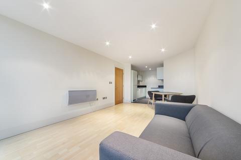 2 bedroom apartment to rent, Ensign House, Vauxhall SW8