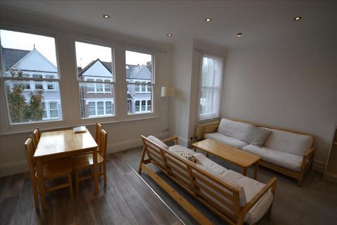 3 bedroom flat to rent, Olive Road, London, NW2