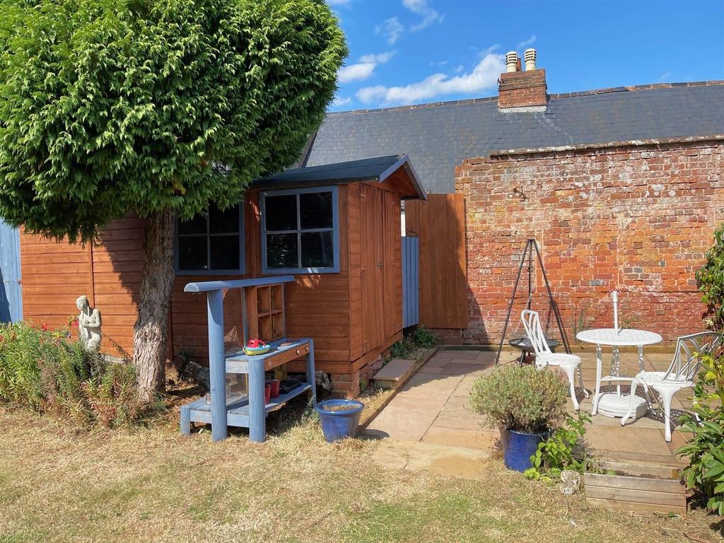 Suntrap Patio &amp; Shed