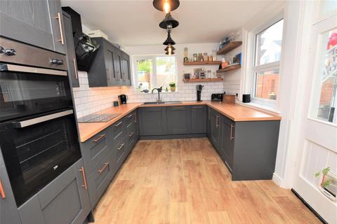 4 bedroom end of terrace house for sale, Ladysmith Road, Exeter EX1