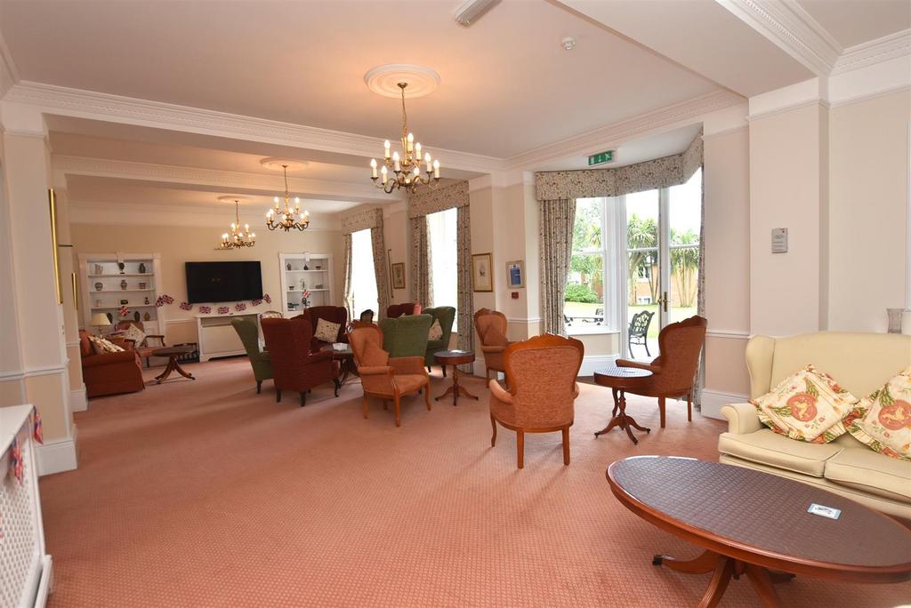 Residents' Communal Lounge