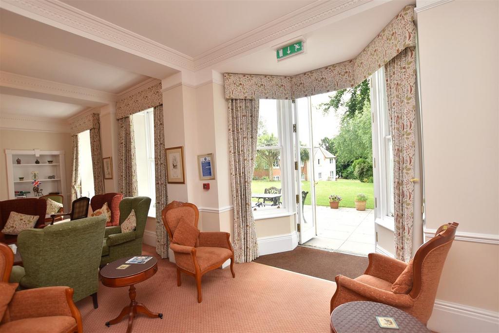 Residents' Communal Lounge