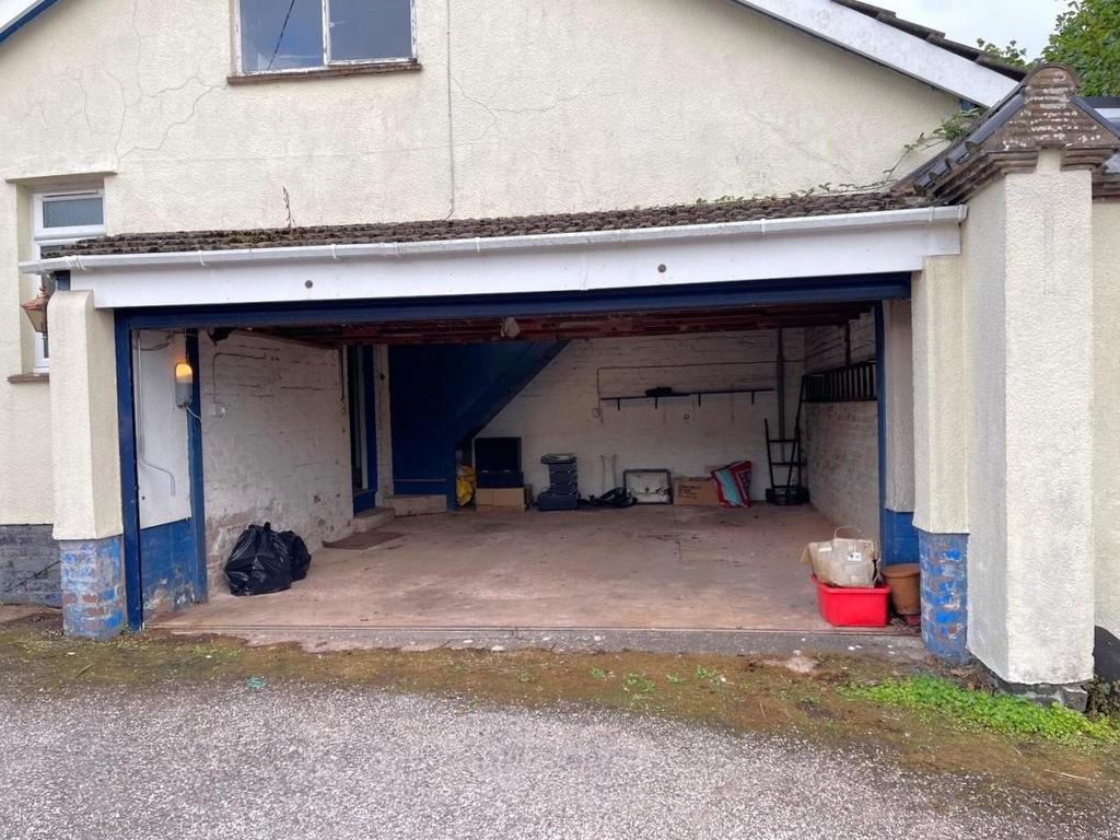 Large Double Garage