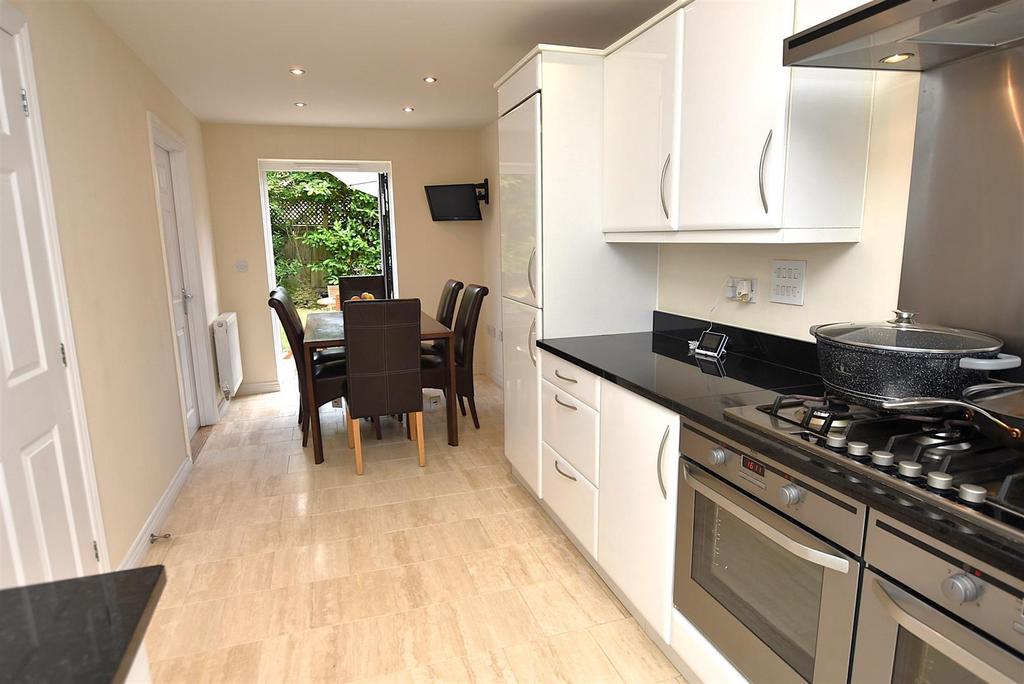 Kitchen/Breakfast Room