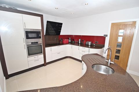 4 bedroom end of terrace house for sale, Flitwick Road, Maulden