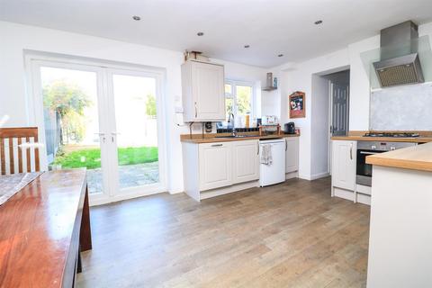 4 bedroom semi-detached house for sale, Halfacres, Witham