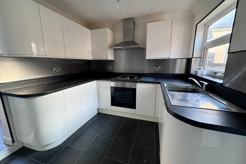 2 bedroom terraced house for sale, Egton Street, HU8, Hull, HU8