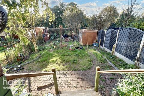 266 Fold Croft, Harlow, CM20 1SR