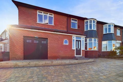 4 bedroom semi-detached house for sale, Links Road, North Shields