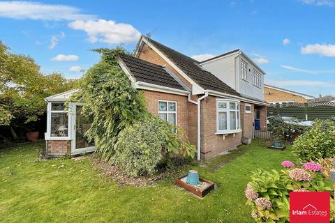 3 bedroom detached house for sale, St. Helens Close, Rixton, WA3