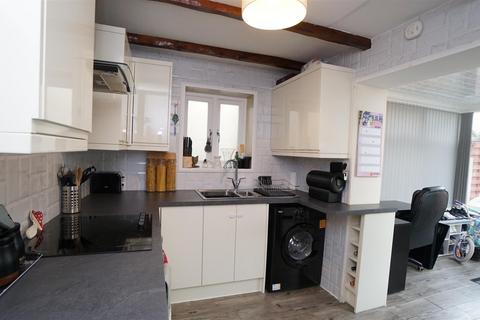 17 Chapel Street, Eccleshill, Bradford, BD2 2DA