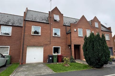 3 bedroom townhouse for sale, Old School Lane, Worksop S80