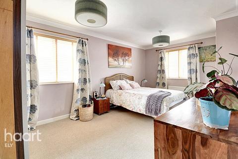 4 bedroom end of terrace house for sale, Chamberlain Fields, Littleport