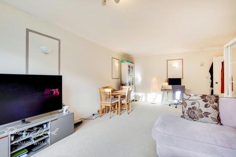 1 bedroom apartment for sale, Homer Drive, LONDON