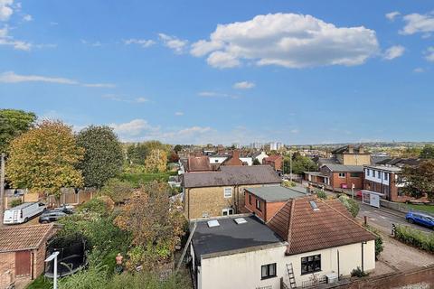12c Diana Close, London, E18 1DH