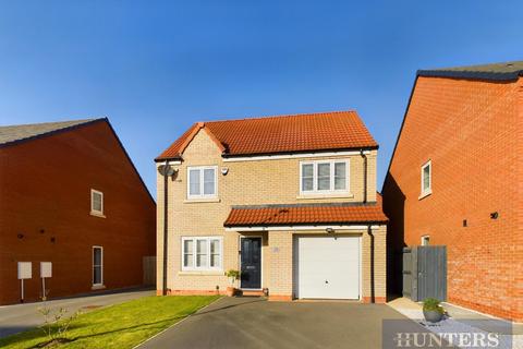 4 bedroom detached house for sale, Bilberry Avenue, Scarborough