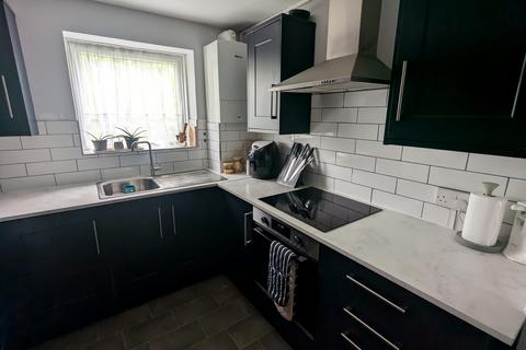 2 bedroom flat for sale, Village Road, Enfield EN1