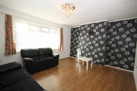 2 bedroom flat for sale, Milman Close, Pinner, Middlesex HA5