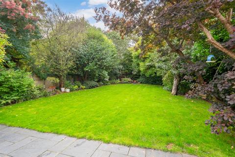 62 Cornwall Road, Sutton, SM2 6DS