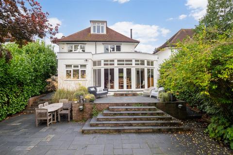 62 Cornwall Road, Sutton, SM2 6DS