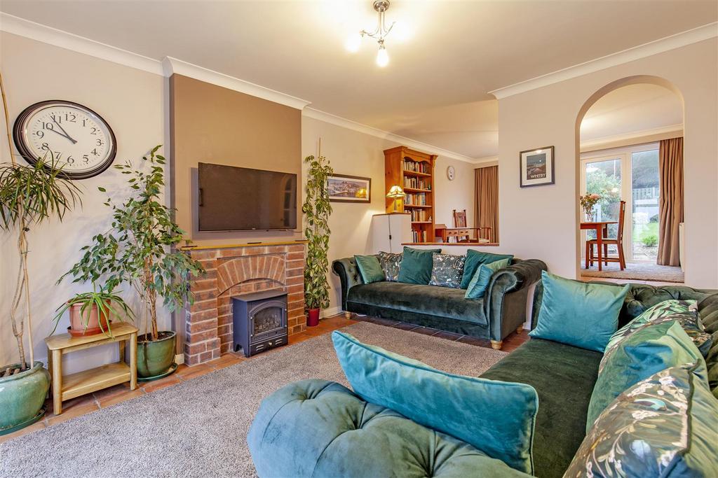 Sitting Room-3.jpg
