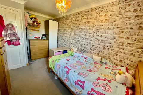 51 Gramwell, Shenley Church End, Milton Keynes, MK5 6DG