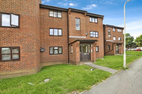 1 bedroom flat to rent, Crocus Way, Chelmsford, Essex