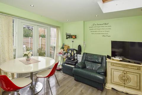 5 bedroom terraced house for sale, Brangbourne Road, Bromley, BR1