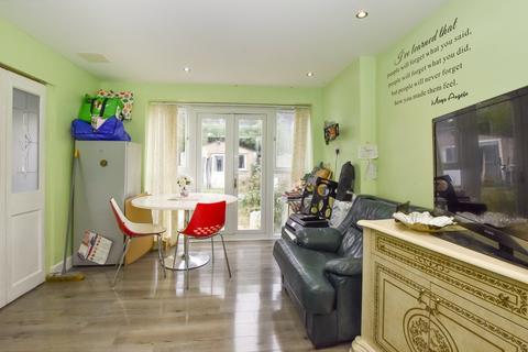 45 Brangbourne Road, Bromley, BR1 4LL