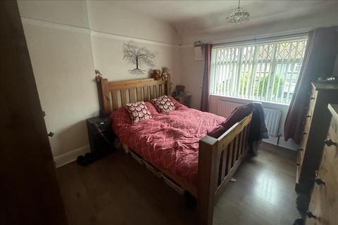 27 Westbourne Road, Feltham, TW13 4LX