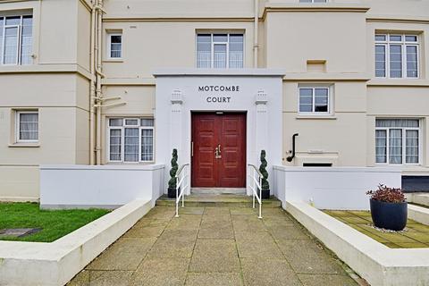 2 bedroom flat for sale, Bedford Avenue, Bexhill-On-Sea