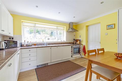 2 bedroom link detached house for sale, Wyedale Drive, Bakewell