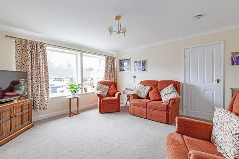 2 bedroom link detached house for sale, Wyedale Drive, Bakewell