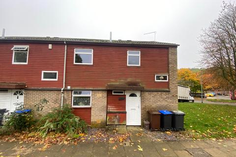 3 bedroom end of terrace house for sale, Arbour View Court, Thorplands, Northampton, NN3 8AR