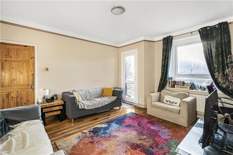 3 bedroom apartment to rent, Tulse Hill, London, SW2