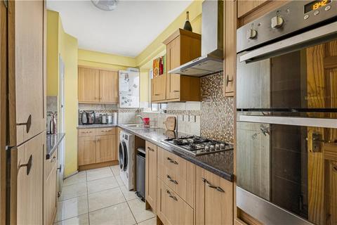 3 bedroom apartment to rent, Tulse Hill, London, SW2