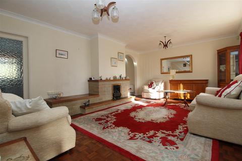 3 bedroom detached house for sale, Radley Close, Broadstairs