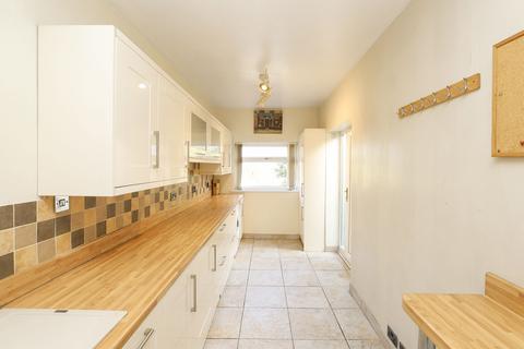 123 Moorgate Road, Rotherham, S60 2TZ