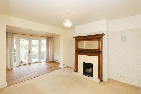 123 Moorgate Road, Rotherham, S60 2TZ