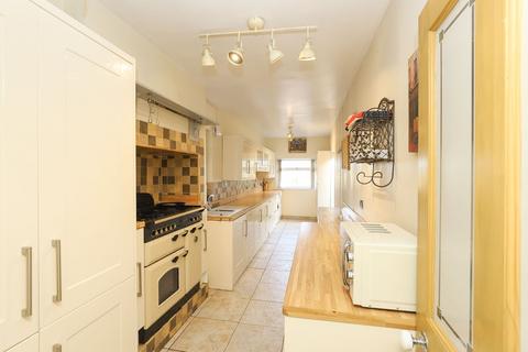 123 Moorgate Road, Rotherham, S60 2TZ