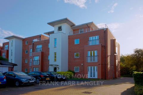 2 bedroom penthouse to rent, Hawkes Close, Slough SL3