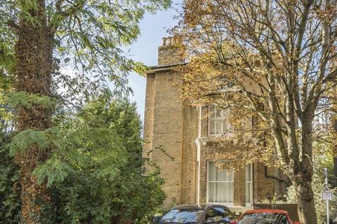 3 bedroom flat for sale, Granville Park, Lewisham