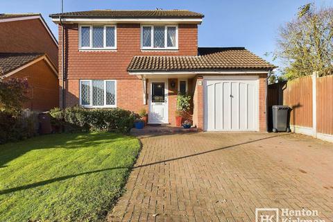 4 bedroom detached house for sale, Homelands Grove, Ramsden Heath, Billericay