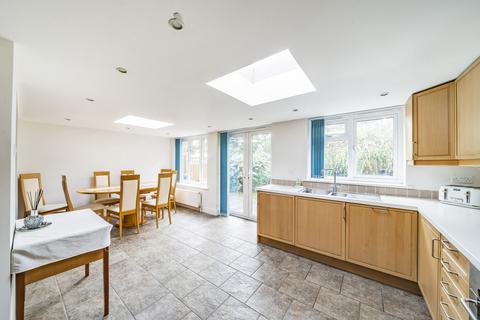 69 Brightside Avenue, Staines-upon-thames, TW18 1NF