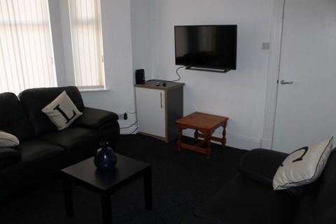 5 bedroom house to rent, Thornycroft Road, Liverpool