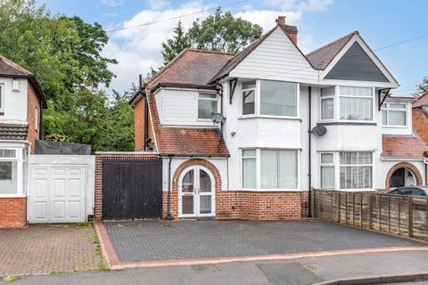 3 bedroom semi-detached house to rent, Castle Lane, West Midlands B92