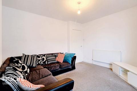 2 bedroom semi-detached house for sale, Heath Rise, Leeds