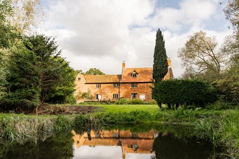 5 bedroom detached house for sale, Drabblegate, Aylsham, Norwich, Norfolk