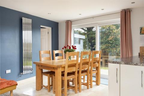 7 Shore Place, Trowbridge, BA14 9TB